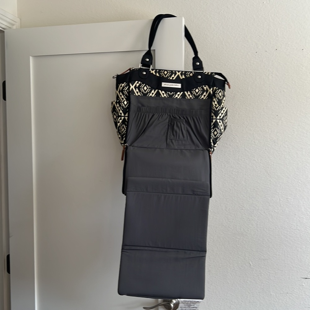 Petunia Pickle Bottom Diaper Bag - Picture 2 of 5